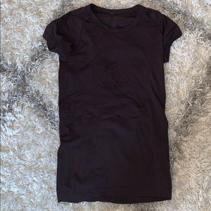 Dark maroon lululemon top